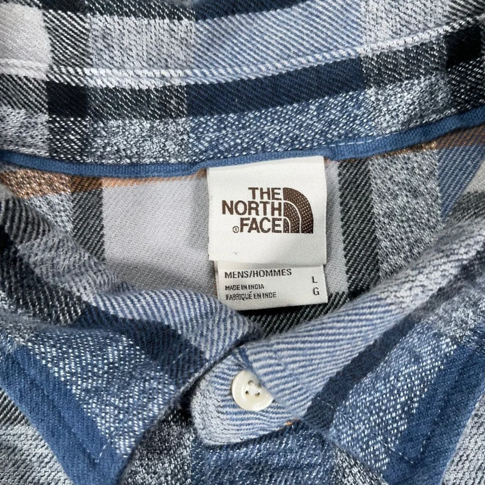 The North Face details no